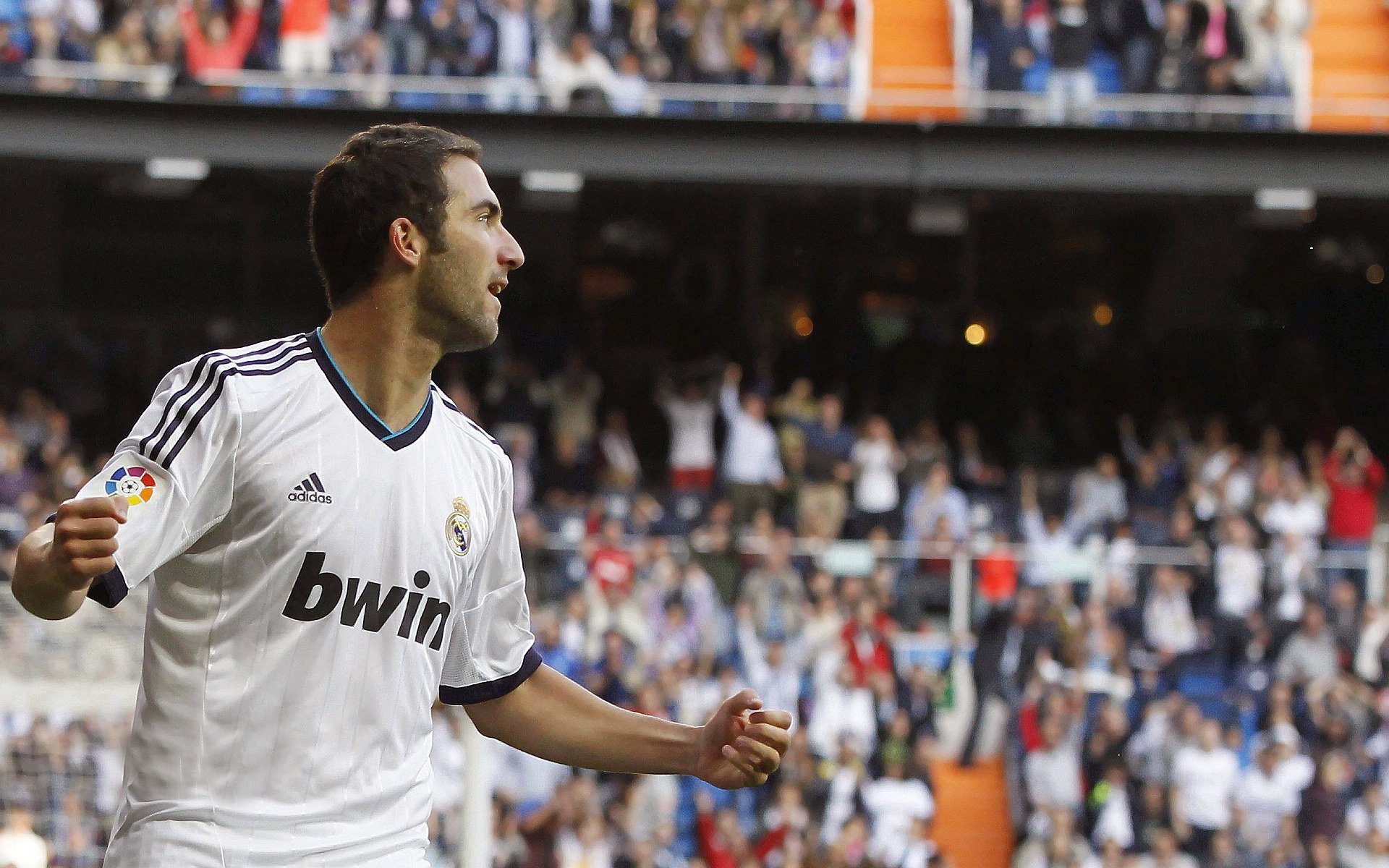 豪门球星欧冠赛场再现精彩表现引发热议,欧冠豪门球队