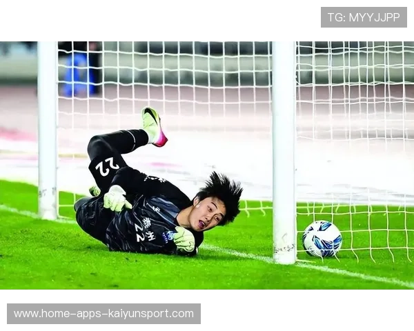 点球大战8-7！门将化身英雄扑出制胜球